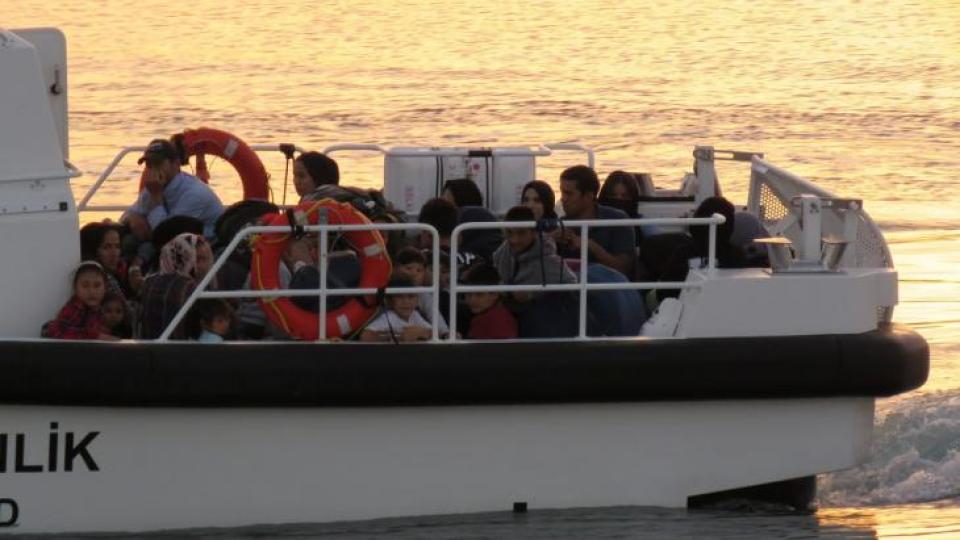 Çanakkale’de 70 düzensiz göçmen yakalandı