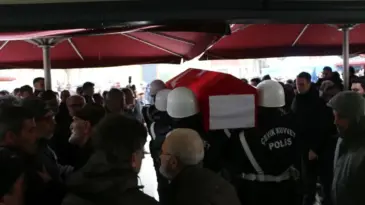 Çanakkale’de Kalp Krizi Geçiren Polis Memuru Defnedildi