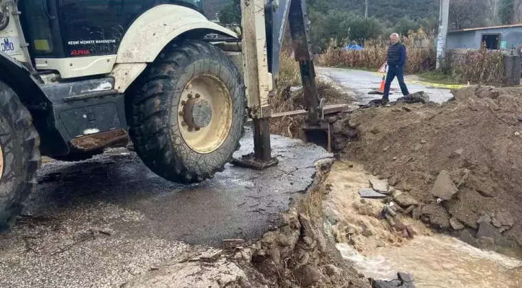 Ayvacık’ta Çöken Köprü Yeniden Yapılıyor