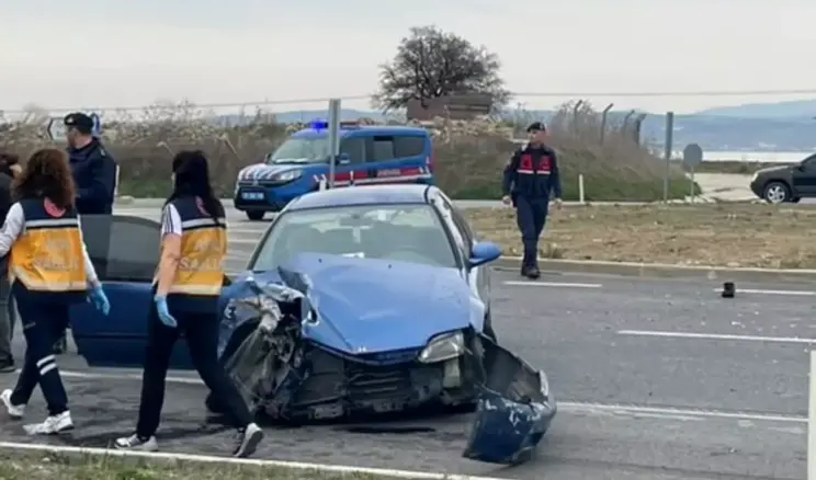 Çanakkale’de Otomobil Çarpışması: 7 Yaralı