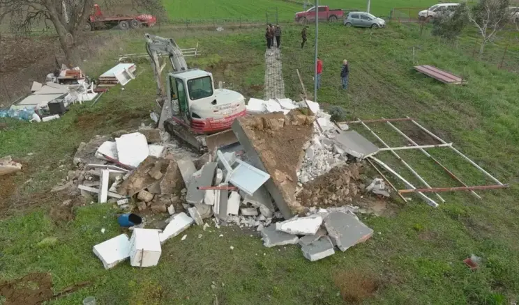 Çanakkale’de 10 Kaçak Yapı Yıkıldı