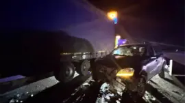 Çanakkale’de Tırla Otomobil Çarpıştı