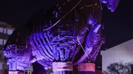 Truva Atı, Dünya Kanser Günü’nde Mor Işıkla Aydınlatıldı