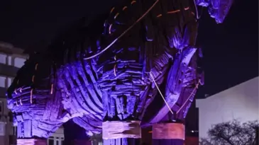 Truva Atı, Dünya Kanser Günü’nde Mor Işıkla Aydınlatıldı